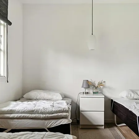 Classic Lovingly Renovated Near Дом отдыха Кирке-Хиллинге