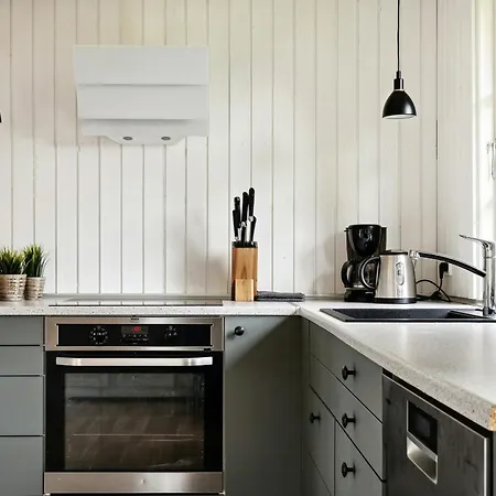 Classic Lovingly Renovated Near Semesterbostad