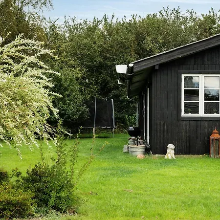 Classic Lovingly Renovated Near Semesterbostad *