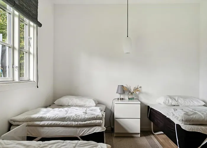 Classic Lovingly Renovated Near Semesterbostad Kirke-Hyllinge
