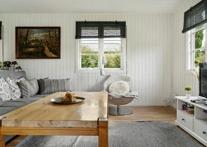 Classic Lovingly Renovated Near Kirke-Hyllinge