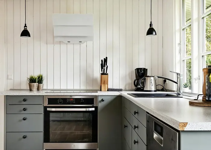 Classic Lovingly Renovated Near Semesterbostad