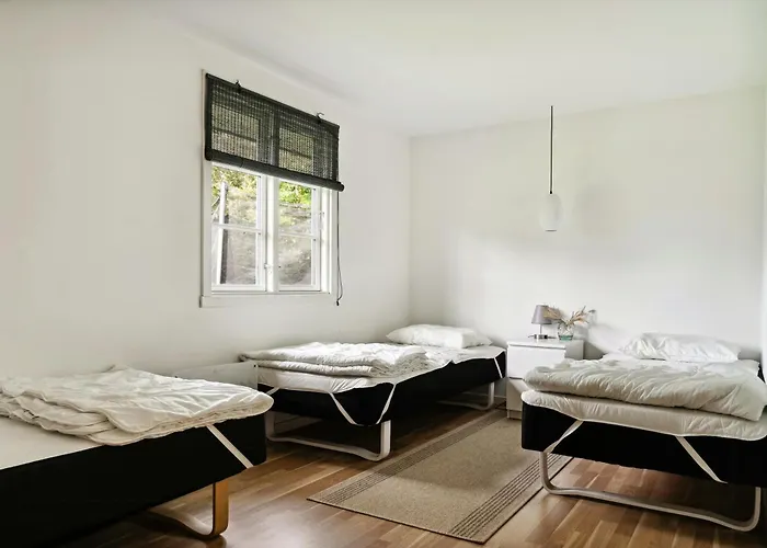 Classic Lovingly Renovated Near Semesterbostad