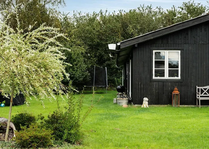 Classic Lovingly Renovated Near Semesterbostad *