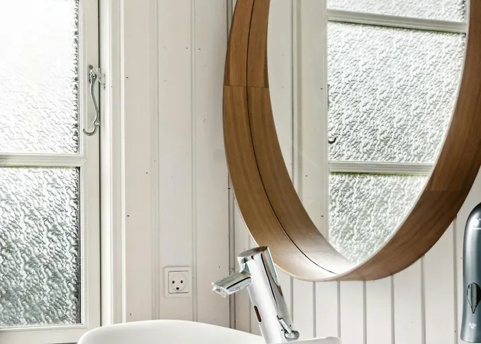 Semesterbostad Classic Lovingly Renovated Near *